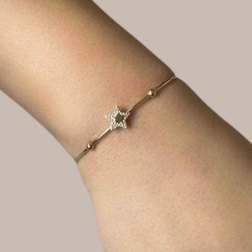 Star shaped kids bangle bracelet