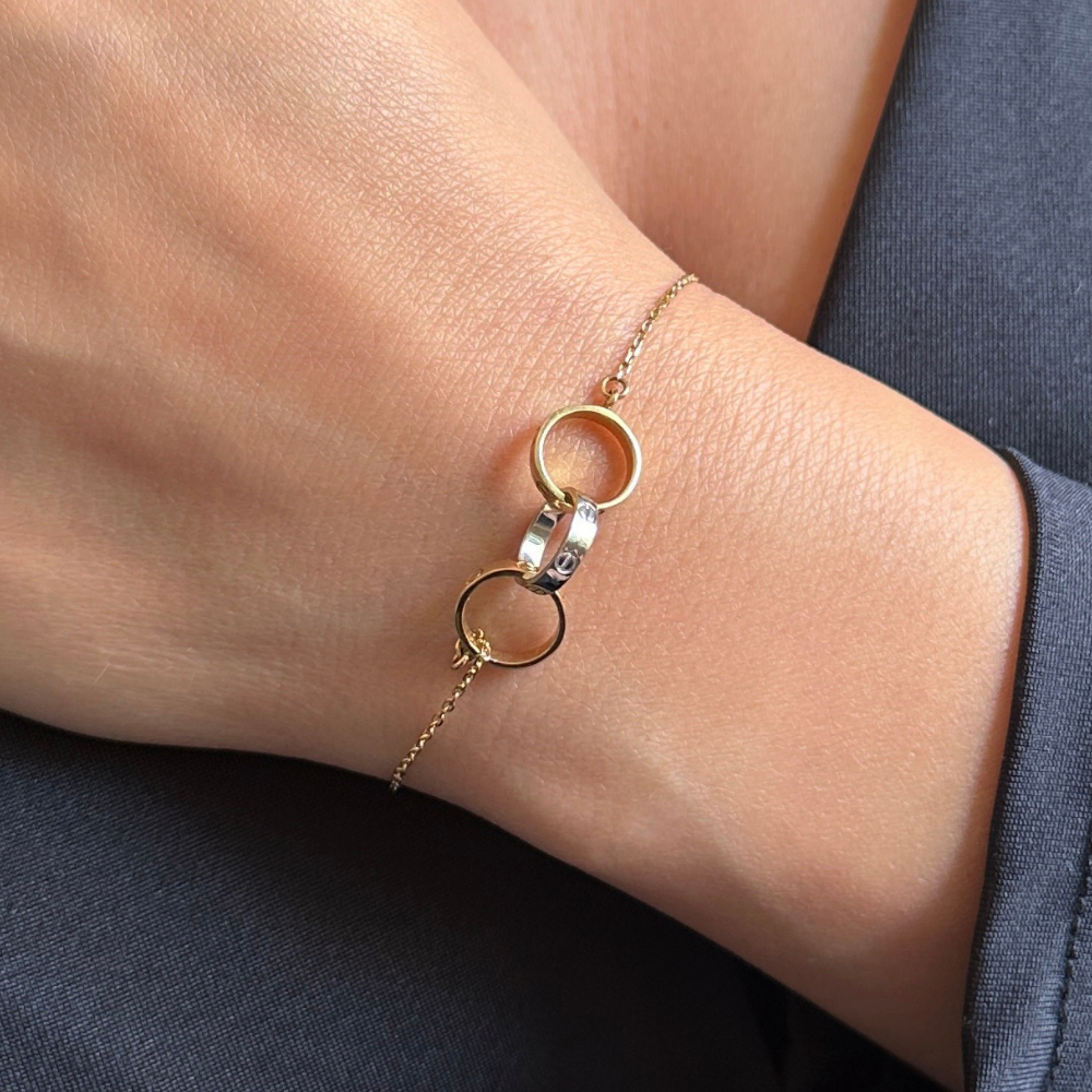 Rings links – gold bracelet