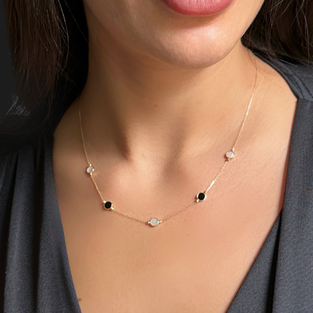 Circles - mother of pearl and black enamel - gold necklace