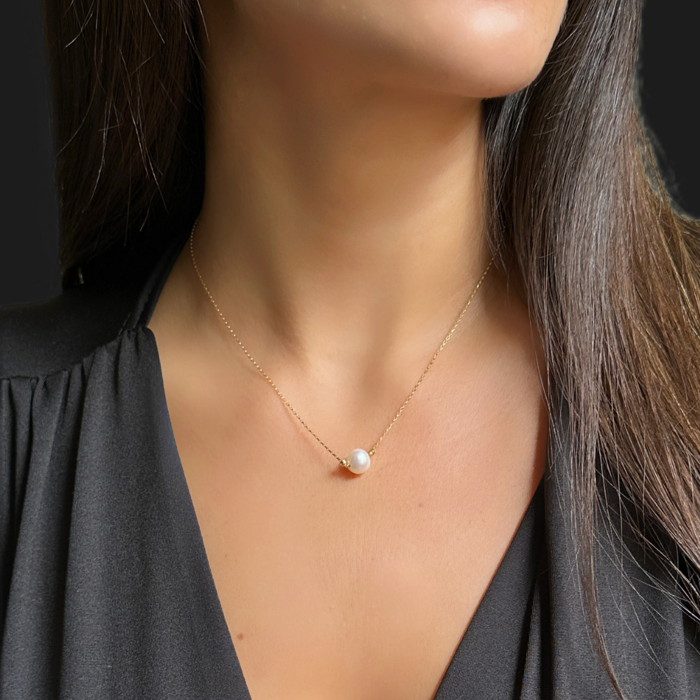 Fresh water Pearl - gold necklace