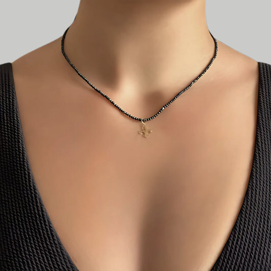 Water pearl necklaces