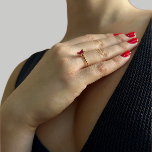 Rectangular - gold ring with cubic zirconia