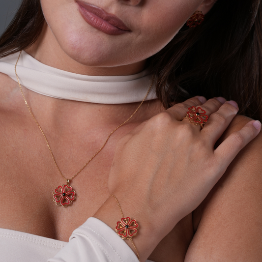 Amour Toujours jewelry collection