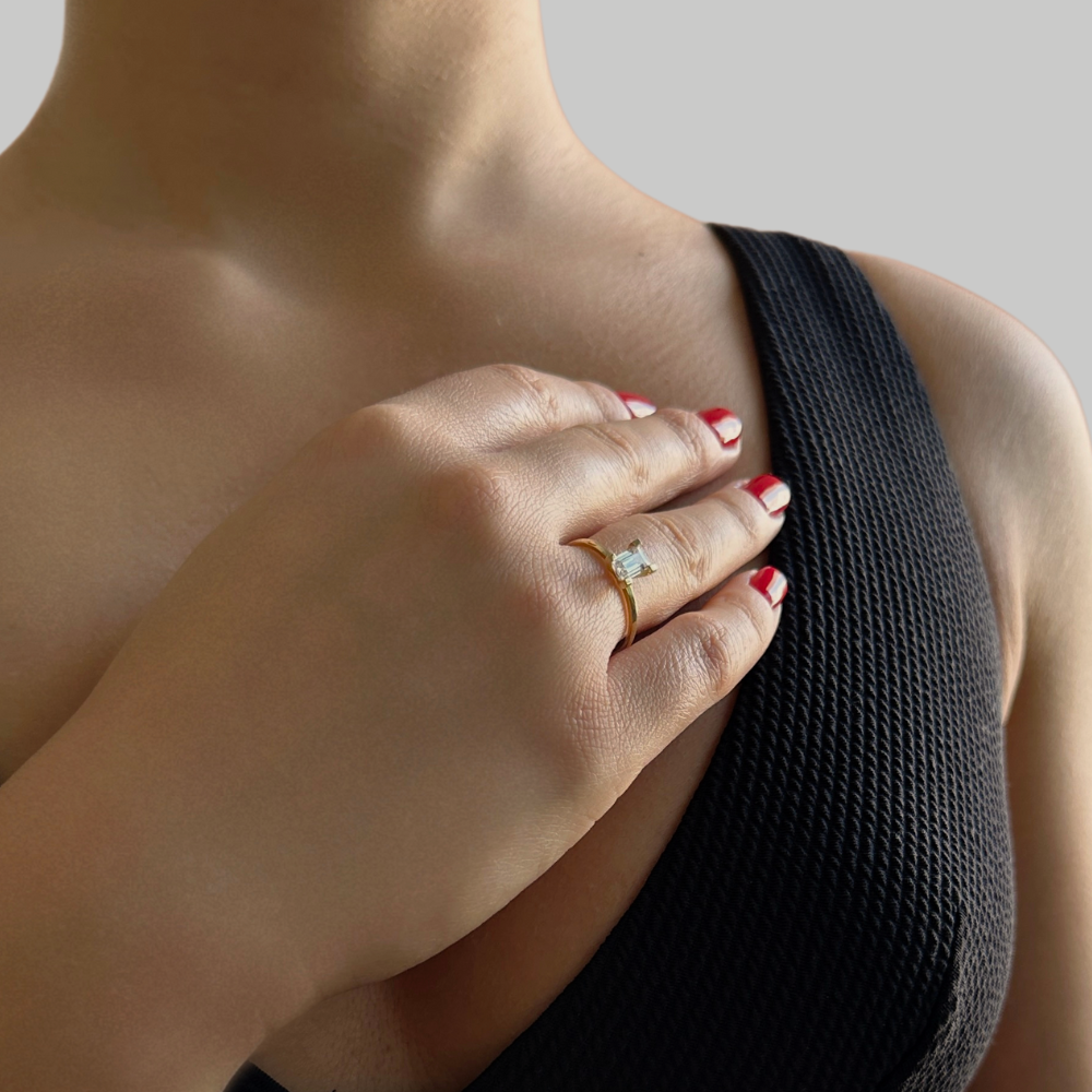 Rectangular - gold ring with cubic zirconia