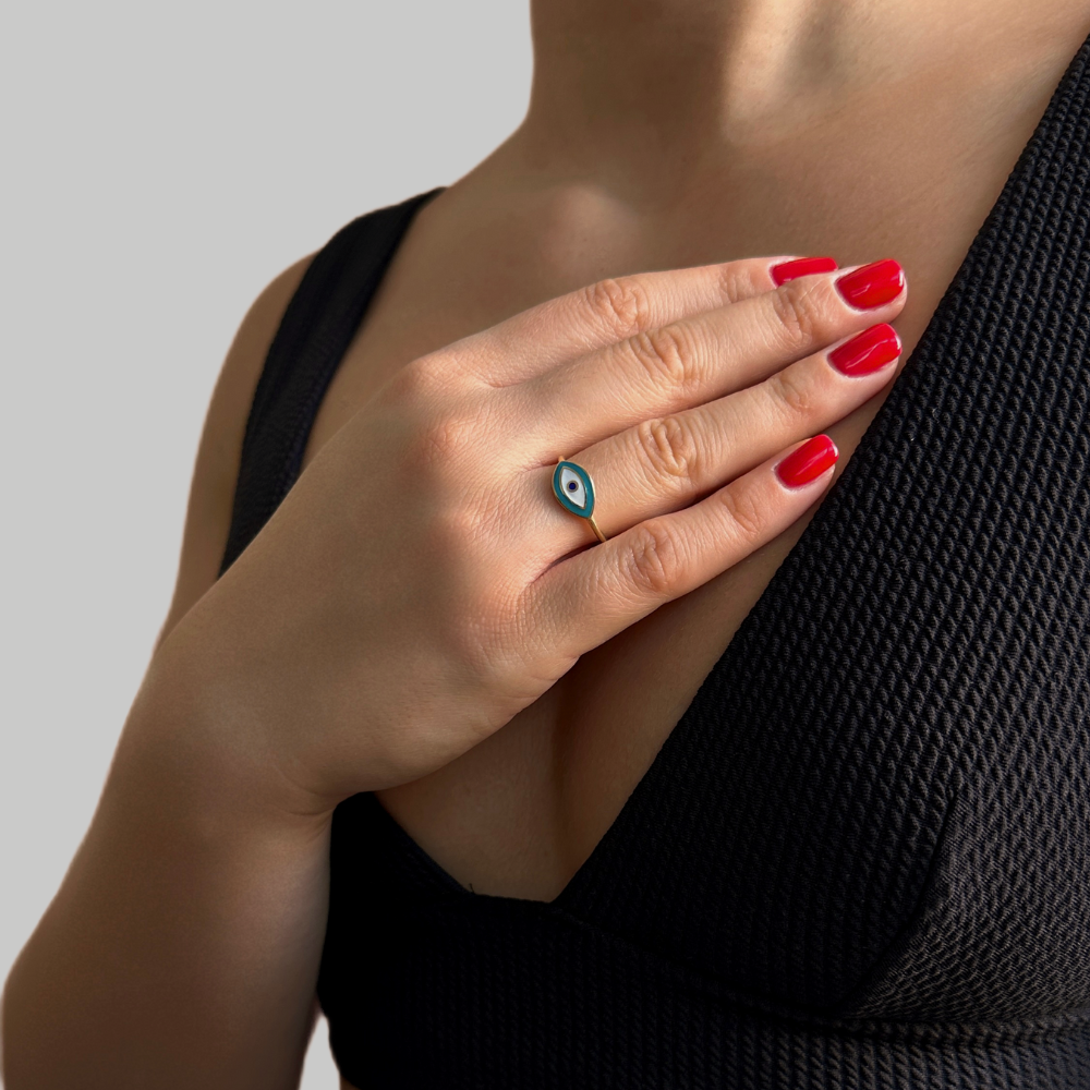 Eye shaped - gold ring