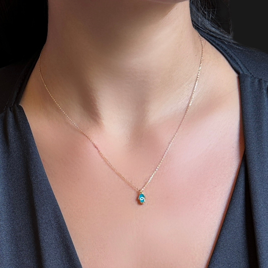 Mini hand – gold necklace