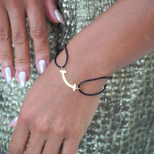 سوار من الخيوط