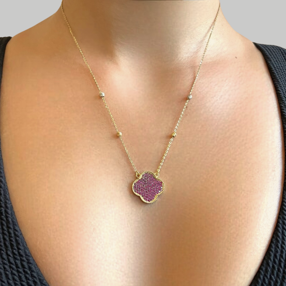Pink Clover - gold necklace