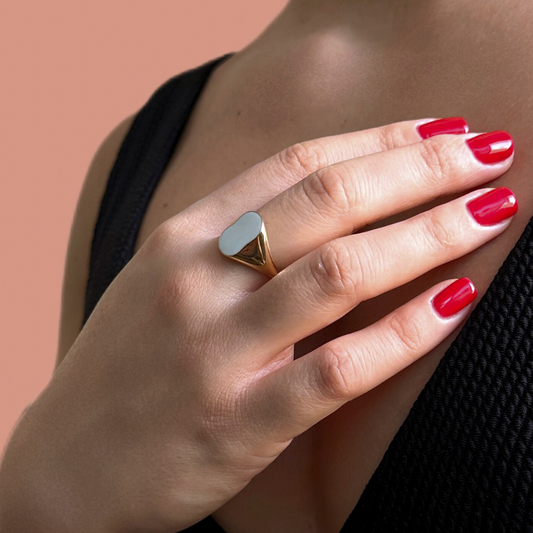 Oval shaped pinky ring - White enamel