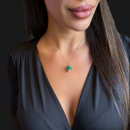 Green beads ball shape – gold necklace