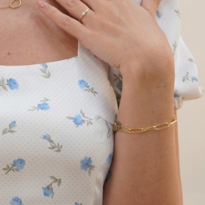 Classic Paperclip Gold Bracelet