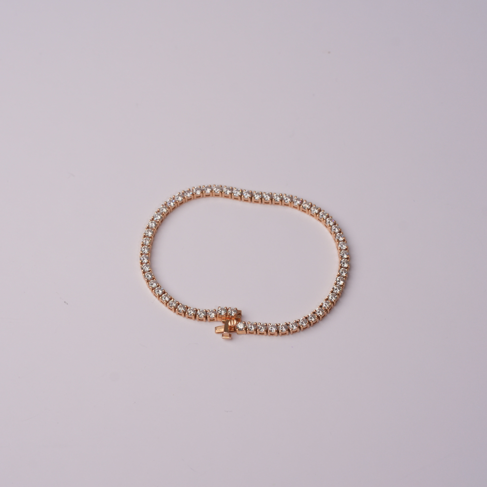 rose gold tennis bracelet with white brilliant diamonds
