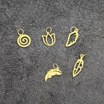 Charms pendant - 18k gold