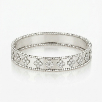 Perlée Clover Diamond Bangle