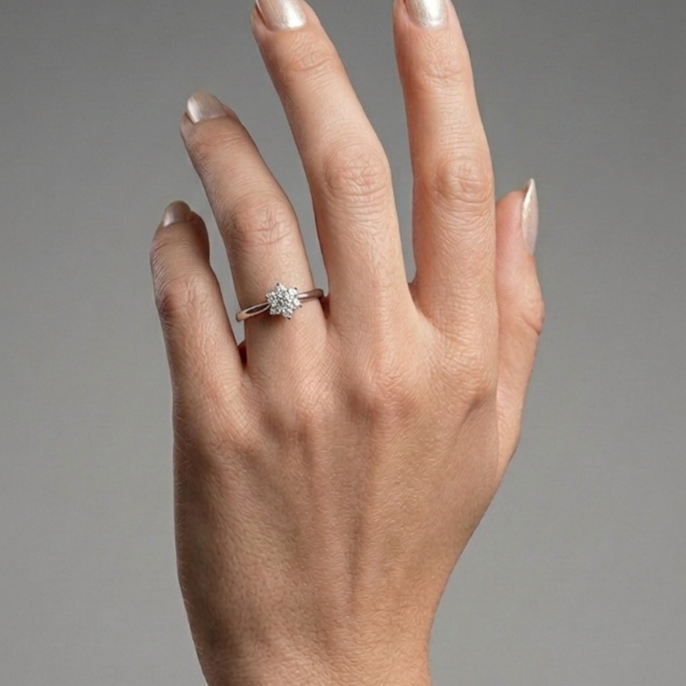 Star Diamond Cluster Ring