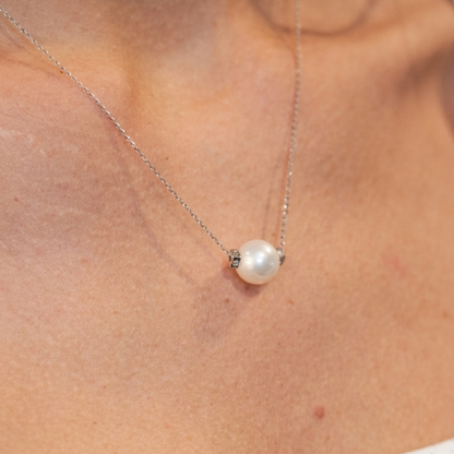 Diamond & Freshwater Pearl Necklace