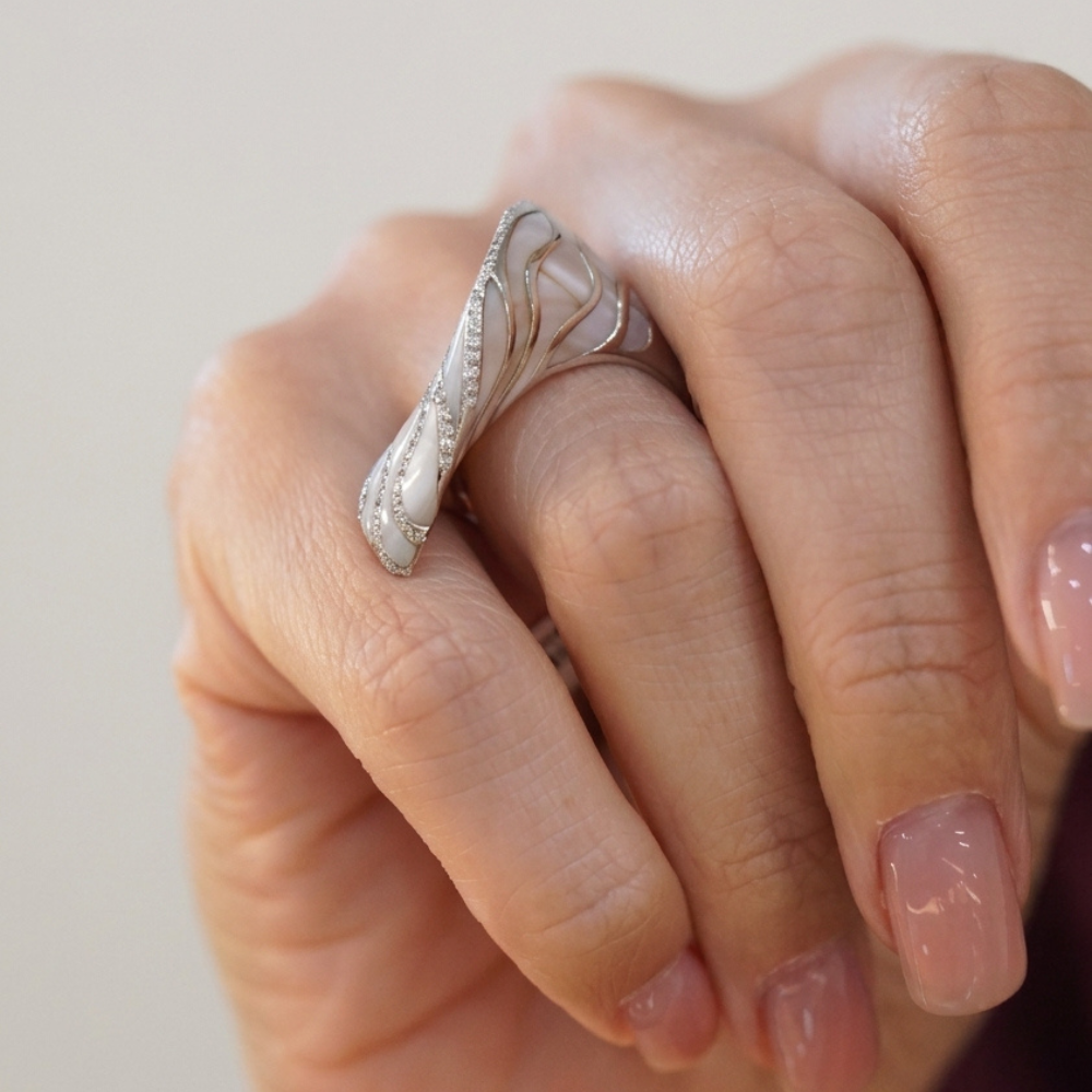 Irregular Shell Mother of Pearl & Diamond Ring
