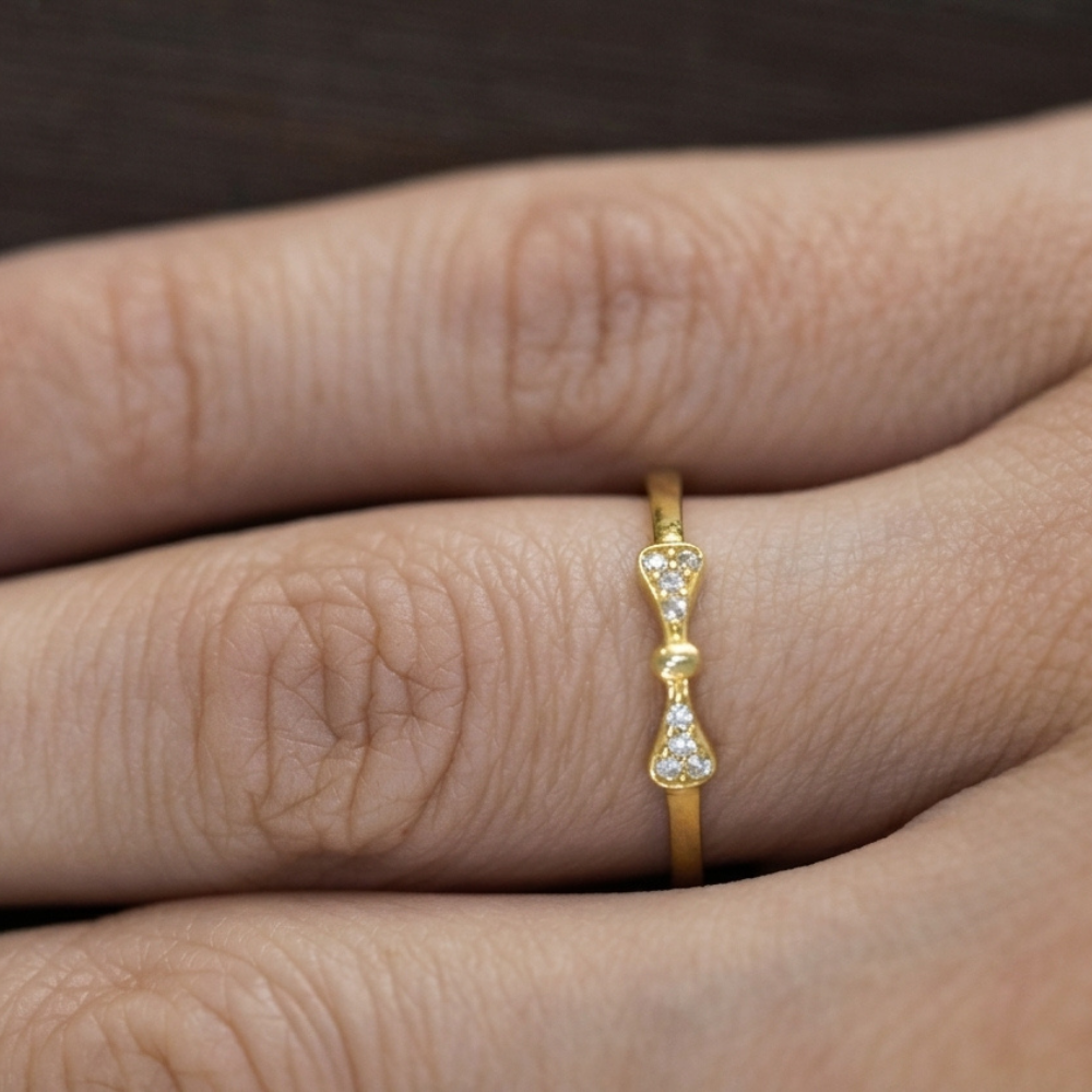Bowtie Zircon Gold Ring