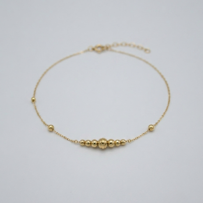 One large ball - straight line ball bracelet
