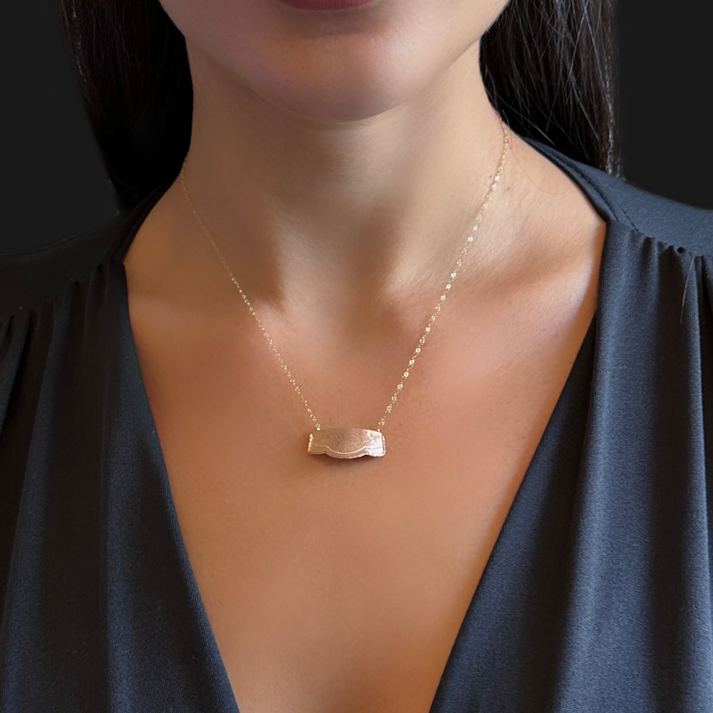 Irregular shape Rose gold necklace
