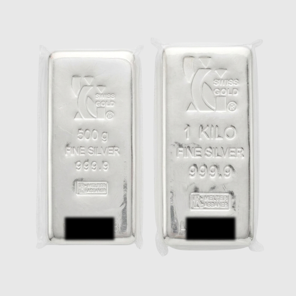 Two silver bars, one 500g and one 1 kilo, on a white background.