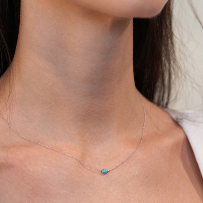 Small Turquoise Pendant White Gold Necklace